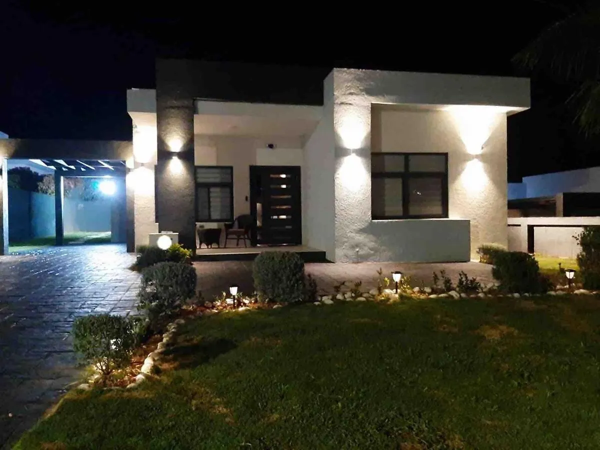 Vila Sincere Oasis - 3Br King Bed Infinity Pool Ocho Rios